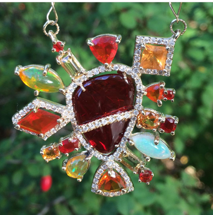 multi-gemstone pendant